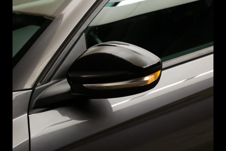 Opel Corsa 1.2 Edition Sport (APPLE CARPLAY,NAVI,LANE ASSIST,LED,CRUISE,SPORTSTOELEN,NETTE STAAT)