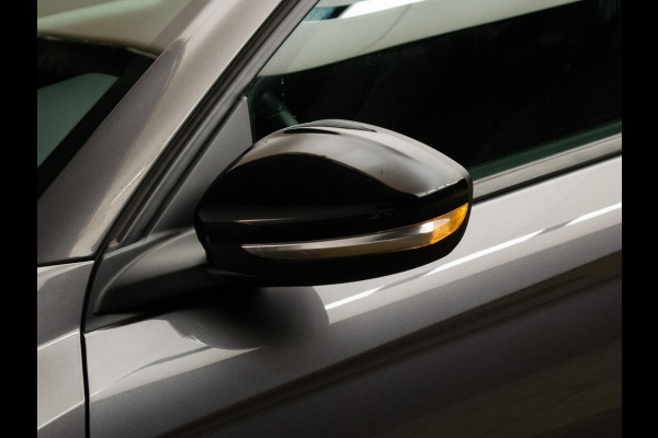 Opel Corsa 1.2 Edition Sport (APPLE CARPLAY,NAVI,LANE ASSIST,LED,CRUISE,SPORTSTOELEN,NETTE STAAT)