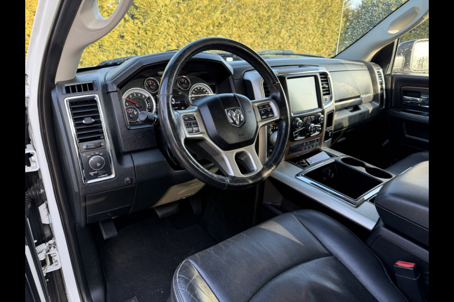 Dodge Ram 1500 3.0 V6 DIESEL LARAMIE E6 / 4x4 / **UNIEK** / CREW CAB / CAMERA / LEDER / 3.5T TREKHAAK