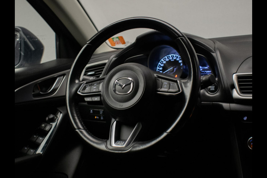 Mazda 3 2.0 SkyActiv-G 120 SkyLease+ Sport (NAVI,CLIMATE,CRUISE,PDC,STOEL/STUUR VERWARMING,GETINT,XENON,SPORTSTOELEN,LM VELGEN)