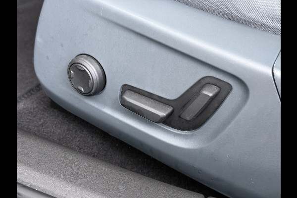 Polestar 2 PERFORMANCE Long Range Dual Motor AWD Launch Edition 78kWh Trekhaak Adap.Cruise Pano-Dak Harman&Kardon®-Audio Navi Ecc Apple Car SOH 91% 4WD Stuur-Stoel-Achterbankverwarming Elek.Achterklep Privacy Glas Lmv 20" Led Dodehoekdetectie Rijstrooksensor Wifi 1e Eigenaar Volledig Dealeronderhouden Origineel Nederlandse Auto 1500kg Trekvermogen!