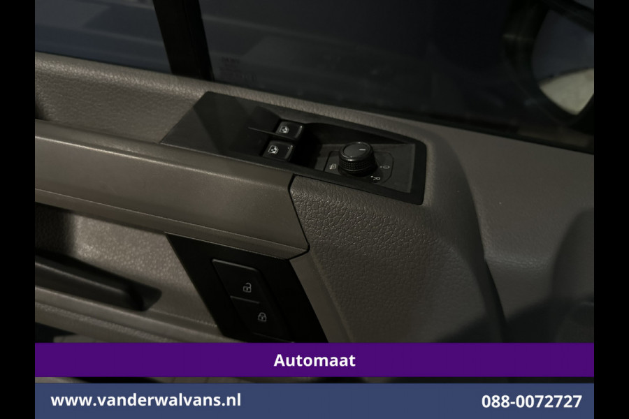 Volkswagen Crafter 2.0 TDI 140pk Automaat L3H3 L2H2 Euro6 Airco | Navigatie | Camera | Apple Carplay | Chauffeursstoel Android Auto, Leder, Parkeersensoren, Bijrijdersbank