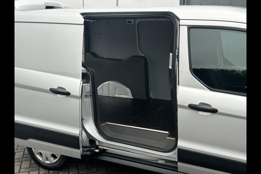 Ford Transit Connect 1.5 EcoBlue 100 PK E6 / AUTOMAAT / L2H1 / 1e EIG. / ACHTERKLEP / CAMERA / AFN TREKHAAK / AIRCO / CRUISE / NAVI / APPLE CARPLAY