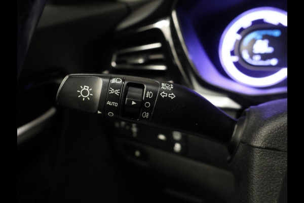 Kia Niro 1.6 GDi Hybrid DynamicLine Sport (APPLE CARPLAY,GROOT NAVI,CAMERA,CLIMATE,CRUISE,SPORTSTOELEN,LM VELGEN,NETTE STAAT)