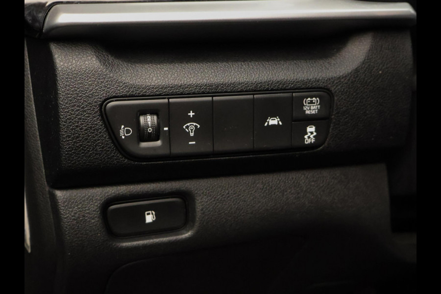 Kia Niro 1.6 GDi Hybrid DynamicLine Sport (APPLE CARPLAY,GROOT NAVI,CAMERA,CLIMATE,CRUISE,SPORTSTOELEN,LM VELGEN,NETTE STAAT)