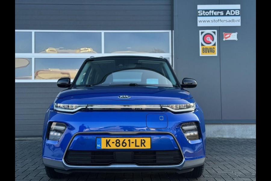 Kia e-Soul DynamicLine 64 kWh | €11.350 EX BTW | Camera | Navi | Winterpack | Head-up | BLIS | ACC | LED | 100% Kia onderhouden