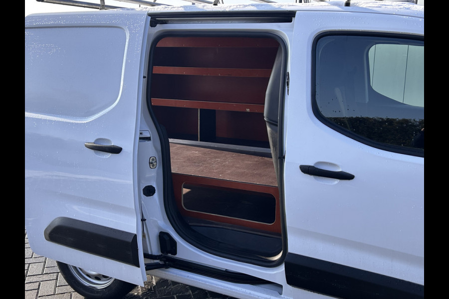 Opel Combo 1.6D / L1H1 / 1e EIG. / IMPERIAAL / INRICHTING / TREKHAAK / AIRCO / CRUISE / NAVI / APPLE CARPLAY