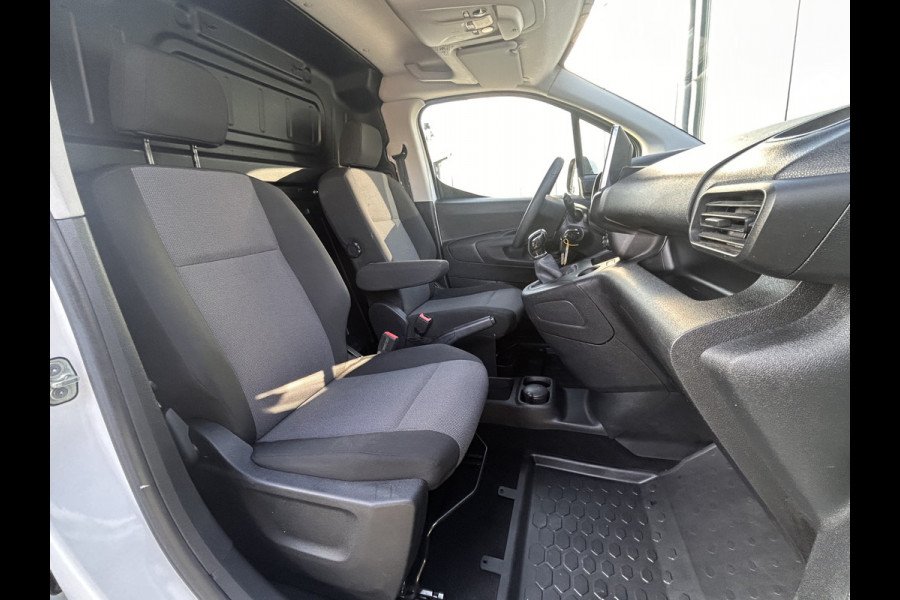 Opel Combo 1.6D / L1H1 / 1e EIG. / IMPERIAAL / INRICHTING / TREKHAAK / AIRCO / CRUISE / NAVI / APPLE CARPLAY