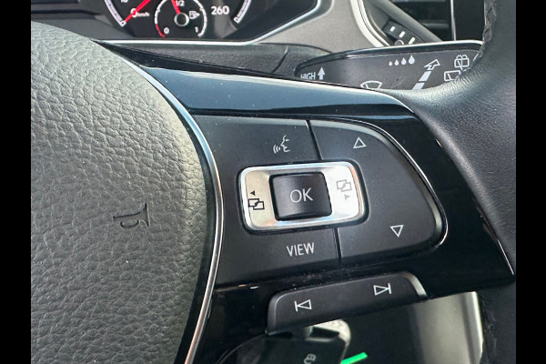 Volkswagen T-Roc 1.5 TSI Style Business