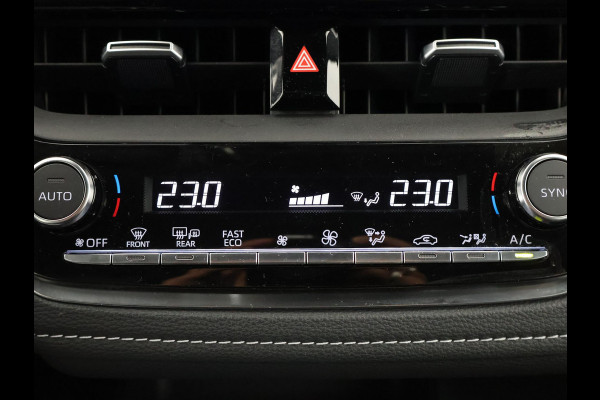 Toyota Corolla Touring Sports HYBRID BLACKLINE ACTIVE GARANTIE TOT 2033! NIEUW MODEL. CARPLAY NAVIGATIE. ADAPTIEVE CRUISE CONTROL . APPLE CARPLAY & ANDRIOD AUTO . CAMERA