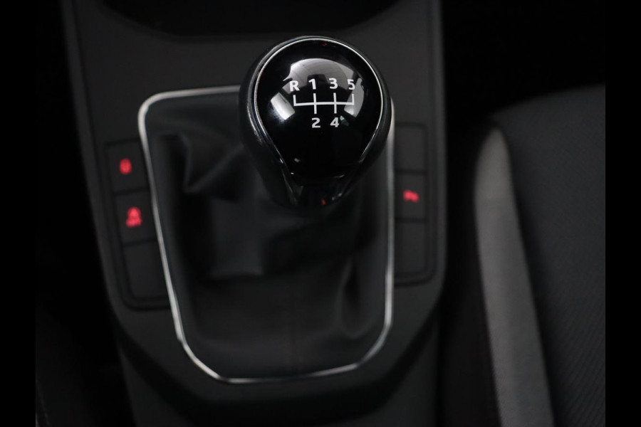 Seat Ibiza 1.0 TSI Style Intens | 76.600km NAP | Carplay | Trekhaak | Camera | Adaptive cruise | Climate control | Navigatie | Parkeerhulp | Bluetooth | Getint glas