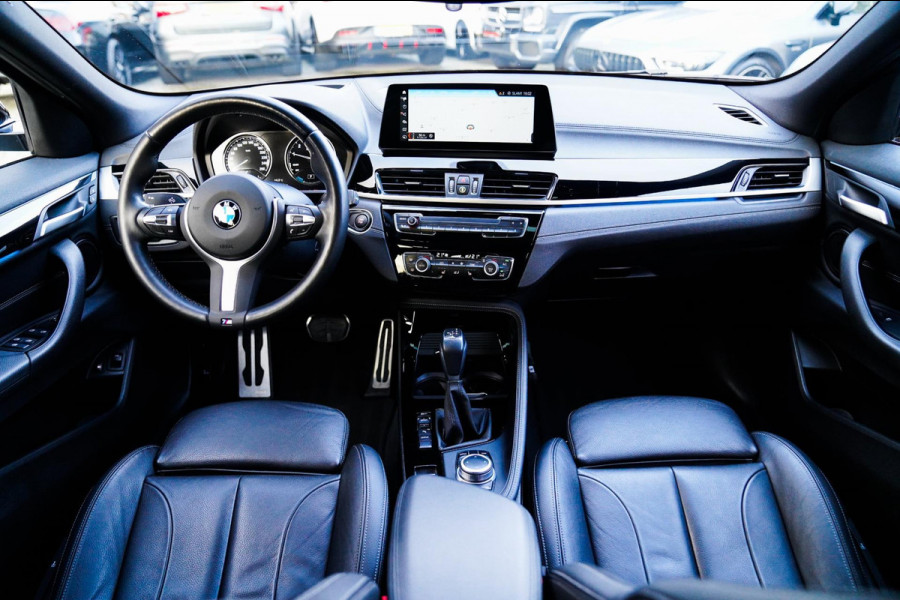 BMW X2 XDrive25e Business Edition Plus| Headup | Camera | Stoelverwarming | Pano