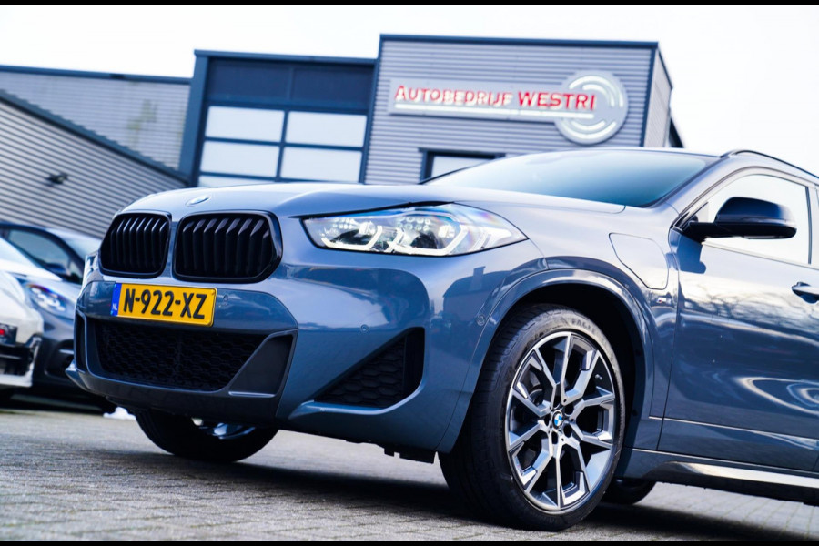 BMW X2 XDrive25e Business Edition Plus| Headup | Camera | Stoelverwarming | Pano
