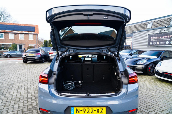 BMW X2 XDrive25e Business Edition Plus| Headup | Camera | Stoelverwarming | Pano