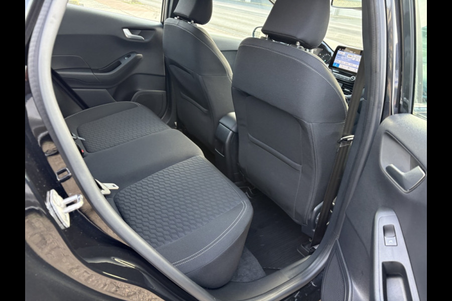 Ford Fiesta 1.0 EcoBoost Hybrid Titanium