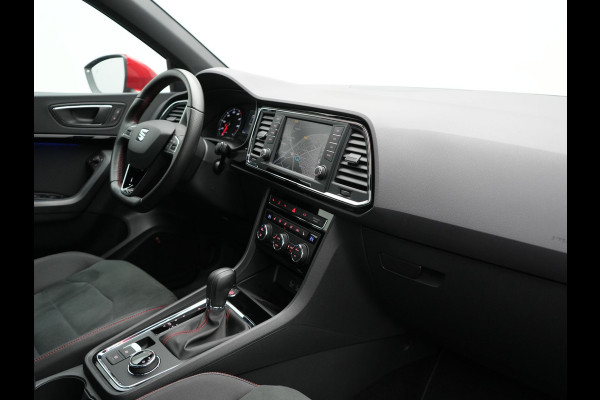 Seat Ateca 1.5 TSI FR DSG 150pk Dealer O.H. | Adaptive Cruise | Camera | Beats Audio | Alcantara Sportstoelen Verwarmd | 19"L.M | Apple Carplay | Sfeerverlichting | Keyless | Blis | Navigatie | DAB |