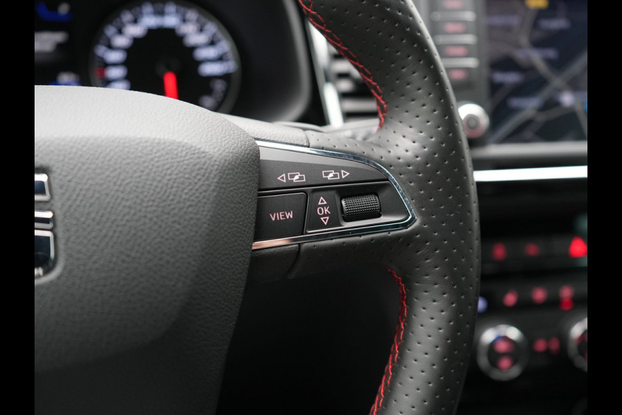 Seat Ateca 1.5 TSI FR DSG 150pk Dealer O.H. | Adaptive Cruise | Camera | Beats Audio | Alcantara Sportstoelen Verwarmd | 19"L.M | Apple Carplay | Sfeerverlichting | Keyless | Blis | Navigatie | DAB |