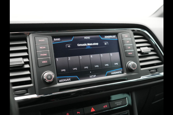 Seat Ateca 1.5 TSI FR DSG 150pk Dealer O.H. | Adaptive Cruise | Camera | Beats Audio | Alcantara Sportstoelen Verwarmd | 19"L.M | Apple Carplay | Sfeerverlichting | Keyless | Blis | Navigatie | DAB |