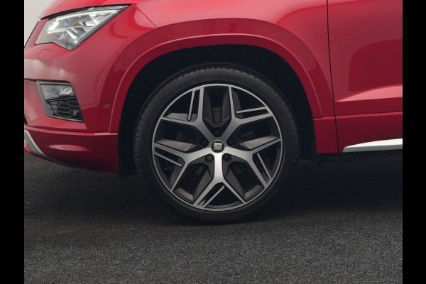 Seat Ateca 1.5 TSI FR DSG 150pk Dealer O.H. | Adaptive Cruise | Camera | Beats Audio | Alcantara Sportstoelen Verwarmd | 19"L.M | Apple Carplay | Sfeerverlichting | Keyless | Blis | Navigatie | DAB |