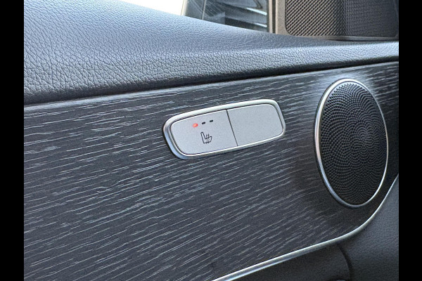 Mercedes-Benz C-Klasse Estate 300e T AMG Line 320pk PHEV | Stoelverwarming | Bestuurdersstoel Met Geheugen | Winterset |