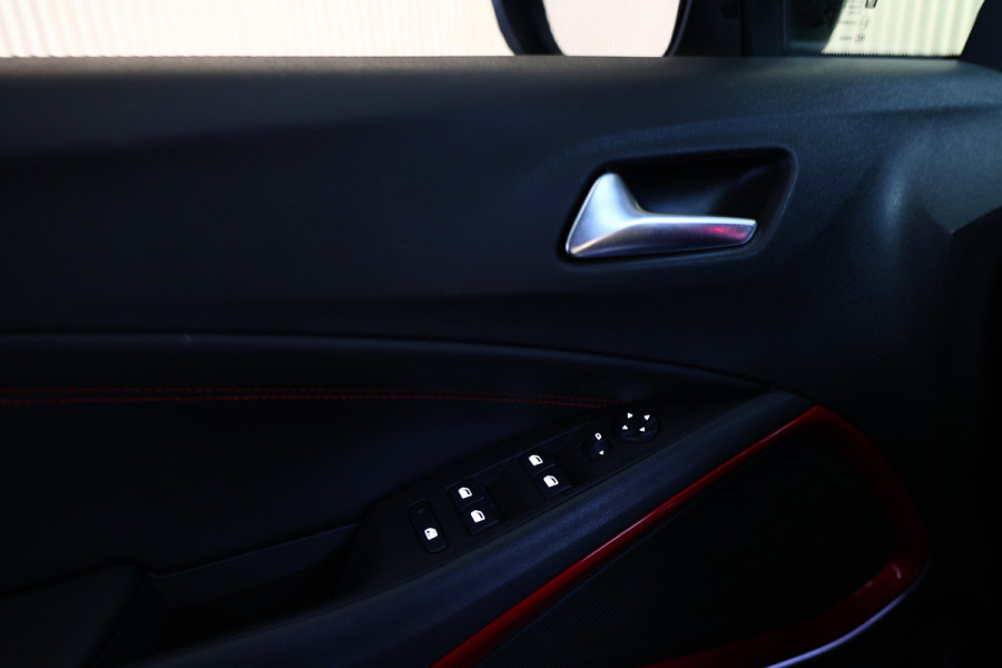 Opel Crossland 1.2 Turbo GS Line LED CLIMA CARPLAY NAVI CAMERA "21