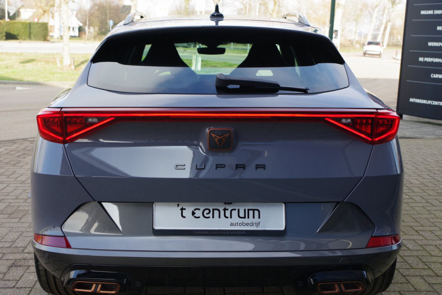 CUPRA Formentor 1.4 e-Hybrid 245 PK VZ Copper Edition PHEV, Adap. Cruise Control, Carplay, Camera