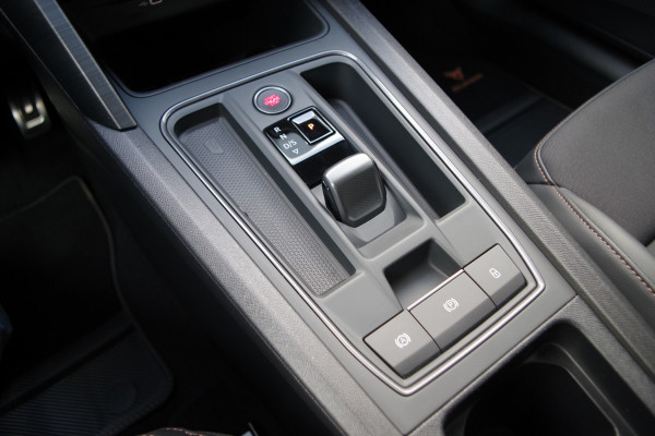 CUPRA Formentor 1.4 e-Hybrid 245 PK VZ Copper Edition PHEV, Adap. Cruise Control, Carplay, Camera