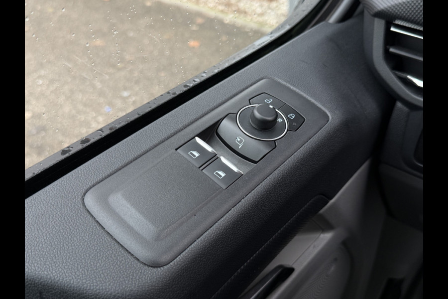 Ford Transit Custom 280 2.0 TDCI L1H1 Limited | NL-auto | Stoelverw. | Navi | Camera | Cruisec.