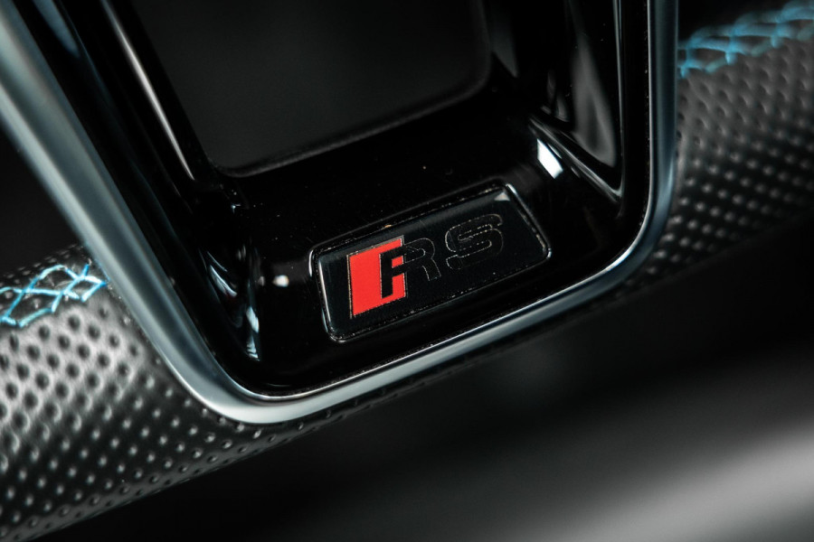 Audi A6 Avant RS 6 TFSI quattro | Audi Exclusive | Eventuri | Keramisch | B/O 3D | Pano |