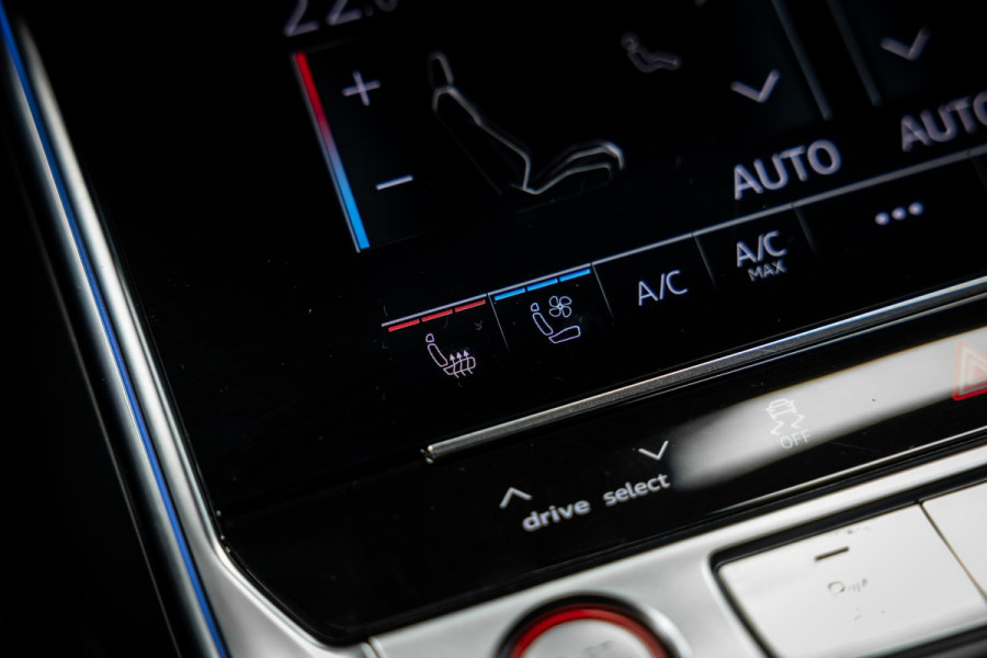 Audi A6 Avant RS 6 TFSI quattro | Audi Exclusive | Eventuri | Keramisch | B/O 3D | Pano |