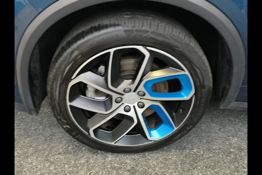 Lynk & Co 01 1.5 PHEV * 360* camera Pano/dak Apple/Carplay Adaptive/Cruise Rijklaar + Fabrieksgarantie tot 05-2027 Henk Jongen Auto's in Helmond,  al 50 jaar service zoals 't hoort!