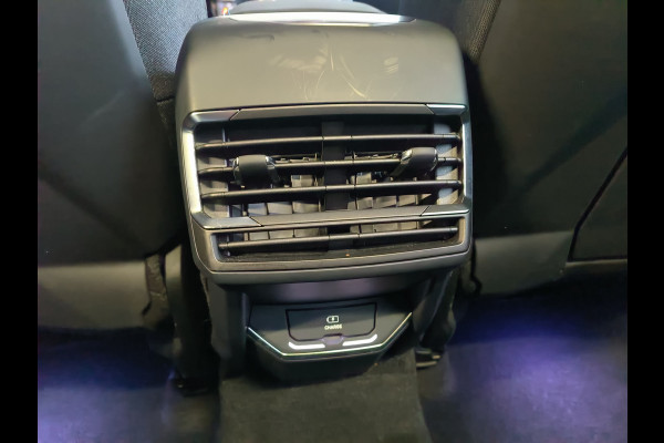 Lynk & Co 01 1.5 PHEV * 360* camera Pano/dak Apple/Carplay Adaptive/Cruise Rijklaar + Fabrieksgarantie tot 05-2027 Henk Jongen Auto's in Helmond,  al 50 jaar service zoals 't hoort!