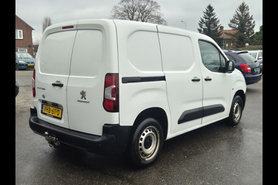 Peugeot Partner 1.5 HDI Carplay Navi Trekhaak Airco Apk 10-2026