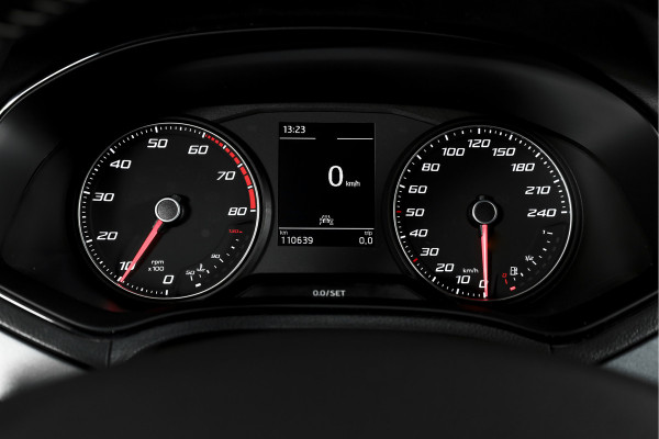 Seat Arona 1.0 TSI 95 PK Style | Cruise | Stoelverw. | App. Connect | ECC | Trekhaak | LM 16" |