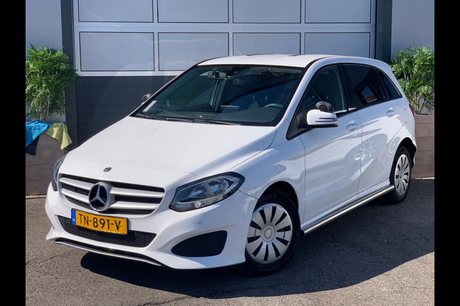 Mercedes-Benz B-Klasse 220 AUTOMAAT Apk 01-2027 / AIRCO / EURO 6 / BLUETOOTH / NAP /