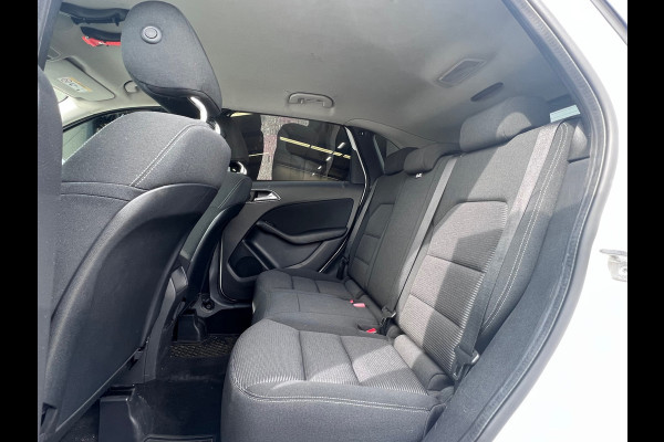 Mercedes-Benz B-Klasse 220 AUTOMAAT Apk 01-2027 / AIRCO / EURO 6 / BLUETOOTH / NAP /