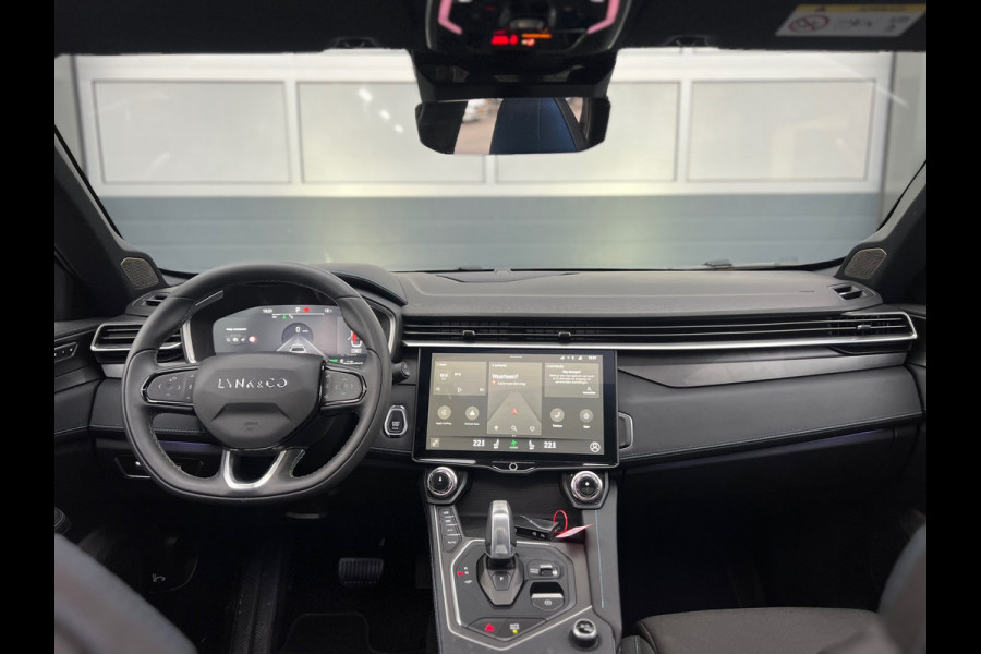 Lynk & Co 01 1.5 | BLACK EDITION | 360 CAMERA | PANO | GARATIE | CARPLAY | NAVI | INRUIL MOGELIJK