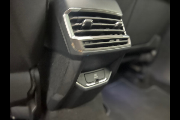 Lynk & Co 01 1.5 | BLACK EDITION | 360 CAMERA | PANO | GARATIE | CARPLAY | NAVI | INRUIL MOGELIJK