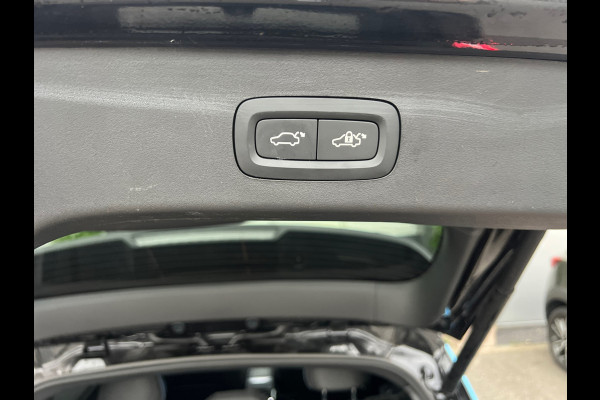 Lynk & Co 01 1.5 | BLACK EDITION | 360 CAMERA | PANO | GARATIE | CARPLAY | NAVI | INRUIL MOGELIJK