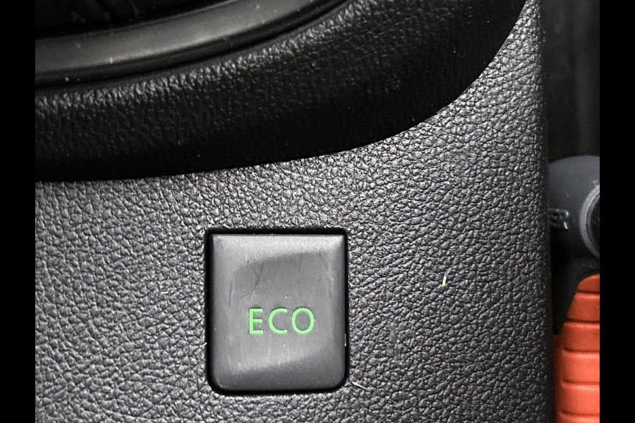 Renault Captur 90PK TCe Intens | CAMERA | 1e EIGENAAR | NAVI