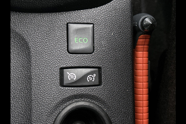 Renault Captur 90PK TCe Intens | CAMERA | 1e EIGENAAR | NAVI