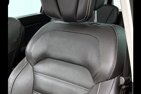Renault Grand Scénic 1.3 TCe Bose 7p. (Goed OnderH, Panorama, Head-up, Navi, Trekhaak, Parkeersensoren, StoelV, Cruise Con, Etc)