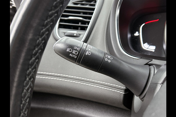 Renault Grand Scénic 1.3 TCe Bose 7p. (Goed OnderH, Panorama, Head-up, Navi, Trekhaak, Parkeersensoren, StoelV, Cruise Con, Etc)