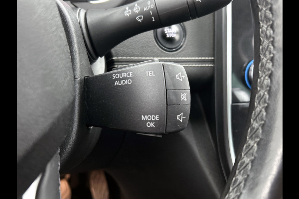 Renault Grand Scénic 1.3 TCe Bose 7p. (Goed OnderH, Panorama, Head-up, Navi, Trekhaak, Parkeersensoren, StoelV, Cruise Con, Etc)