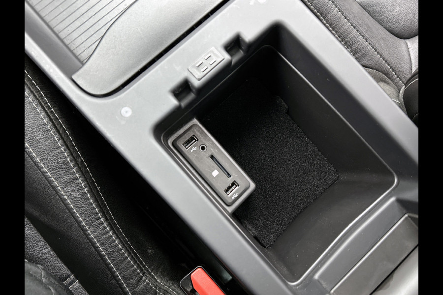 Renault Grand Scénic 1.3 TCe Bose 7p. (Goed OnderH, Panorama, Head-up, Navi, Trekhaak, Parkeersensoren, StoelV, Cruise Con, Etc)