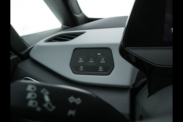 Volkswagen ID.3 Business 58 kWh [ 3-Fase-11kW ] {SOH-87%} (INCL-BTW)  *FULL-LED | AMBIENTLIGHT | KEYLESS | NAVI-FULLMAP | DAB | CARPLAY | CCS-FASTLOADER | CAMERA | HEATED-COMFORTSEATS | DAB+ | DIGI-COCKPIT | ECC | PRIVACYGLASS | PDC | 18''ALU*