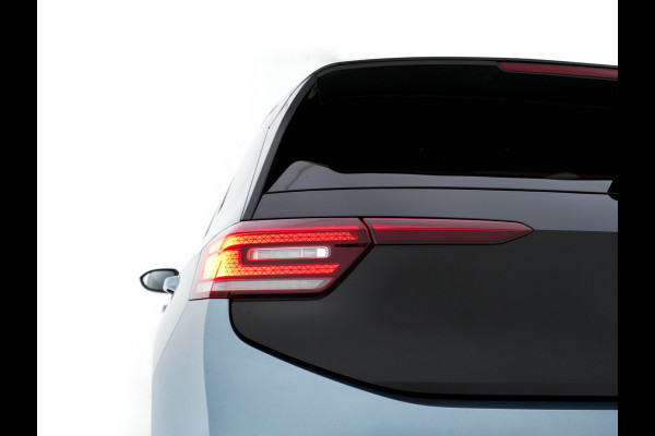 Volkswagen ID.3 Business 58 kWh [ 3-Fase-11kW ] {SOH-87%} (INCL-BTW)  *FULL-LED | AMBIENTLIGHT | KEYLESS | NAVI-FULLMAP | DAB | CARPLAY | CCS-FASTLOADER | CAMERA | HEATED-COMFORTSEATS | DAB+ | DIGI-COCKPIT | ECC | PRIVACYGLASS | PDC | 18''ALU*