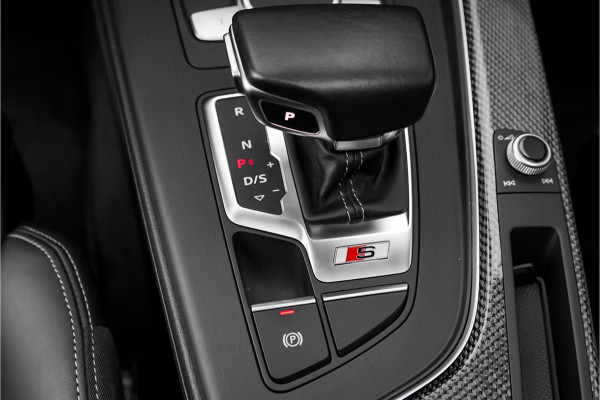 Audi A4 Avant 3.0 TFSI S4 quattro Pro Line+ Pano S-Sportstoel Trekhaak Standkachel
