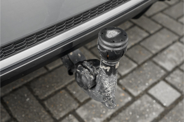 Audi A4 Avant 3.0 TFSI S4 quattro Pro Line+ Pano S-Sportstoel Trekhaak Standkachel