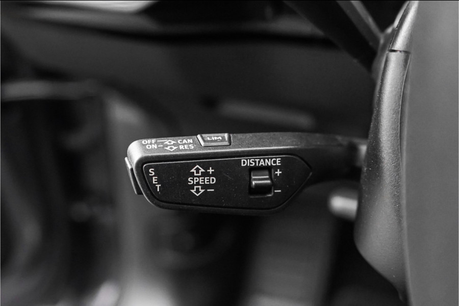 Audi e-tron e-tron 50 Quattro Launch Ed Advanced 71 kWh Pano Leder ACC 20"